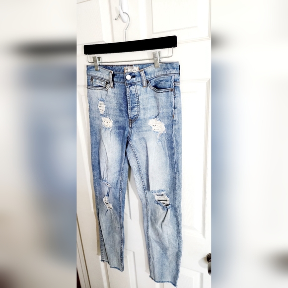 FREE PEOPLE JEANS SIZE 25 - Picture 3 of 10